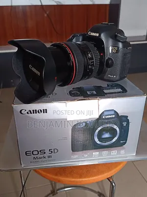Canon 5d Mark 3 With 24-105mm Lens (Foreign Used)