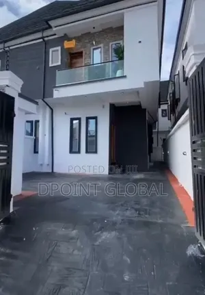 4bdrm Duplex in In Estate, Ikota for sale