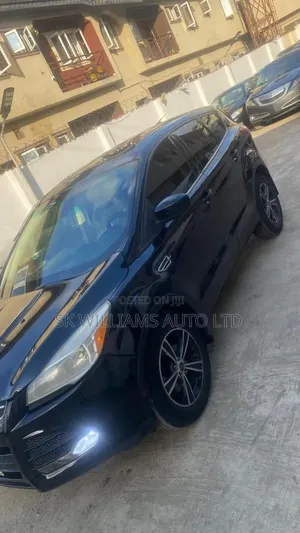 Ford Escape S 4dr SUV (2.5L 4cyl 6A) 2015 Black
