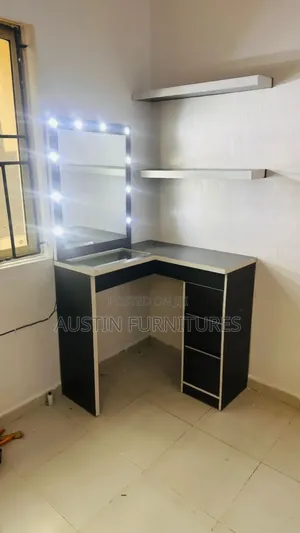 Amazing Dressing Mirror