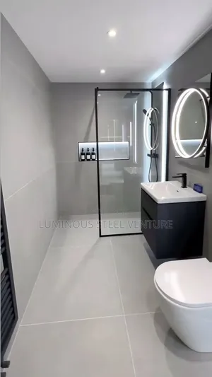 Newly Fix Tampered Shower Fix 10mm Thick CNG Glass Product
