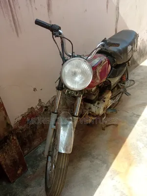 Bajaj Boxer 2020 Red