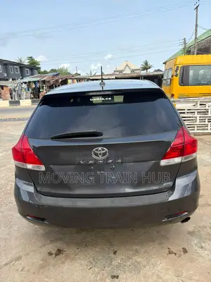 Toyota Venza AWD 2012 Gray