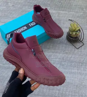 Top Quality Sneakers