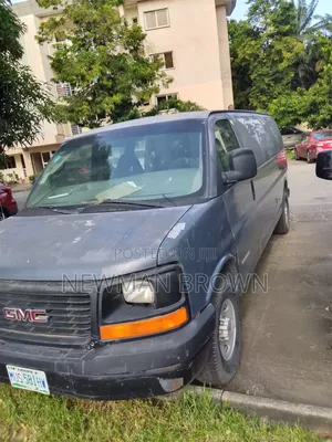 GMC Savana 2006 Grey