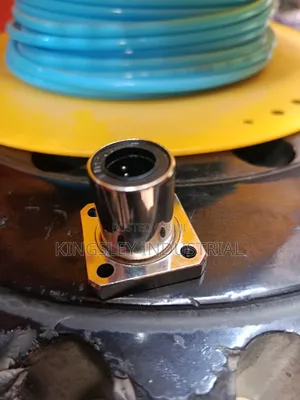 Lmk12uu Linear Guide Motion Bearing 12mm Shaft