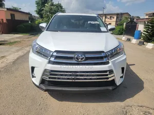 Toyota Highlander Limited 2019 White