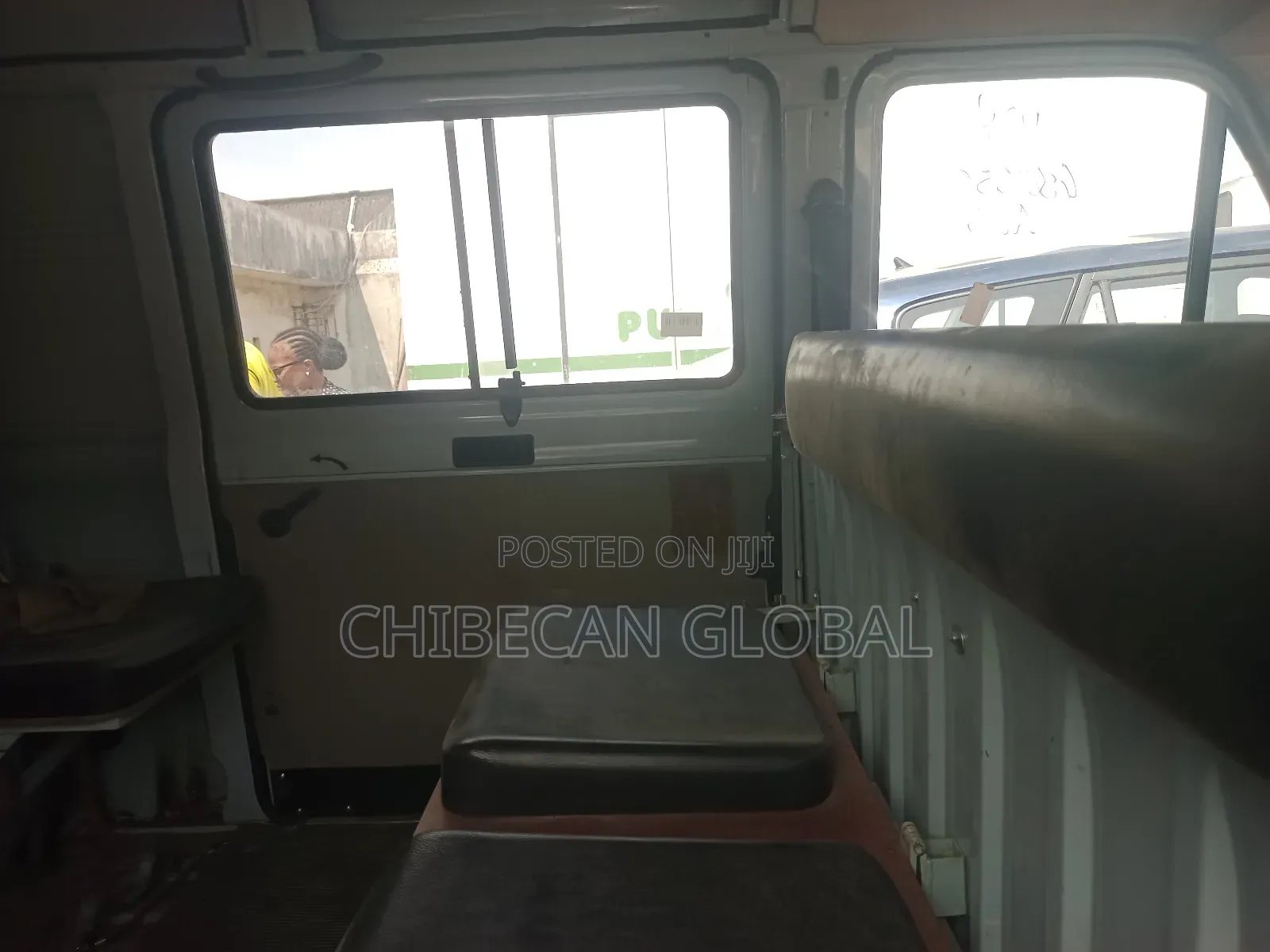Ford Transit 1990 Red