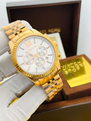 High Quality Luxury Armani Chain Wristwatch