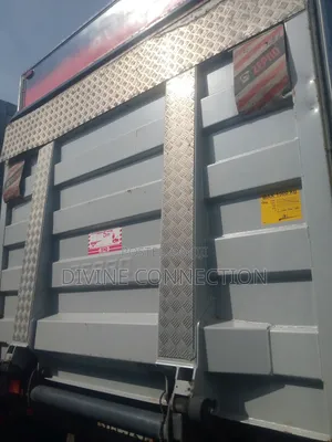 Volvo Fl 7 , 10 Bolt,10 Tyres