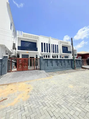4bdrm Duplex in Amuwo Odofin Festac for sale
