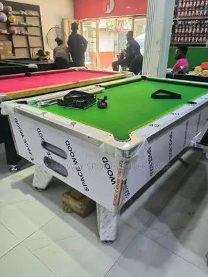 Whyte Gloss Coin and Marble Board