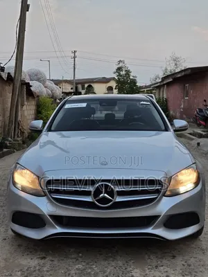 Mercedes-Benz C300 Luxury Sedan RWD (2.0L 4cyl 7A) 2016 Silver
