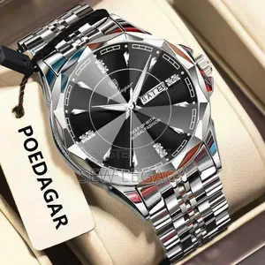 Poedagar Luxury Men's Wristwatch With a Diamond-Accented