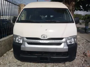 Toyota HiAce 2012 White