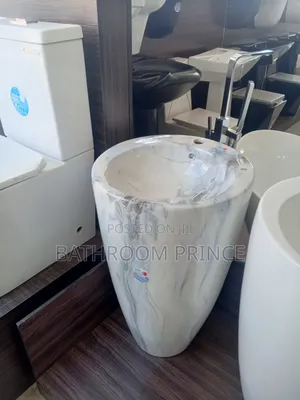 Freestand Design Wash Hand Basin