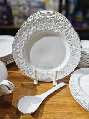 27-Piece Dinner Set