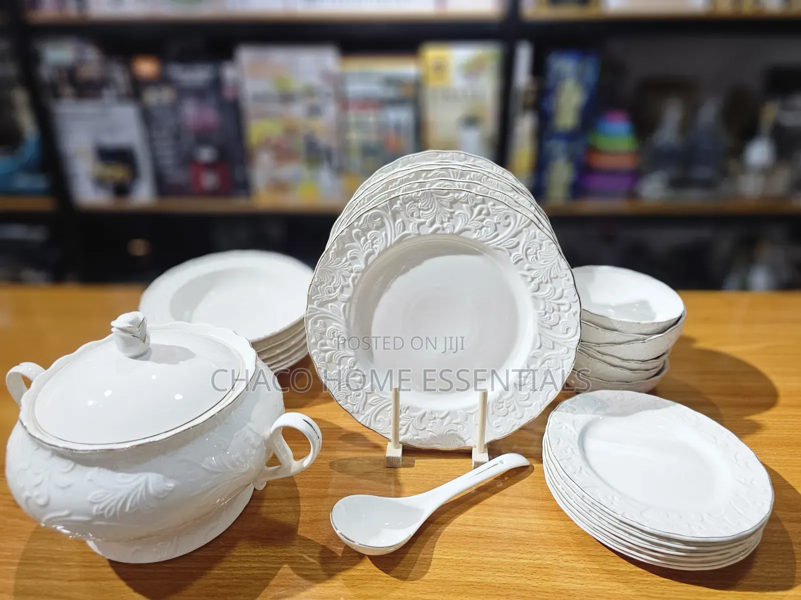 27-Piece Dinner Set