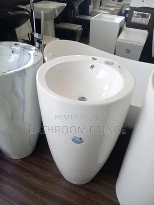 Round White Freestand Basin