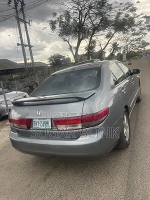 Honda Accord 2005 Gray