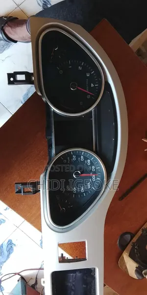 Speed Clock and Crome Q7