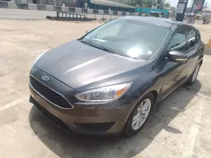Ford Focus 2015 Gray