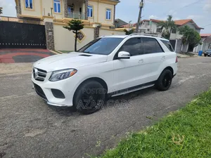 Mercedes-Benz GLE-Class GLE 350d 4MATIC 2018 White