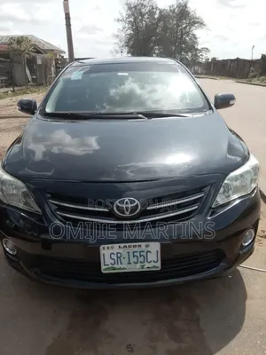 Toyota Corolla 2012 Gray