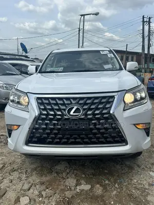 Lexus GX 460 Luxury 2016 White