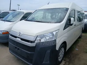 Toyota HiAce 2020 White