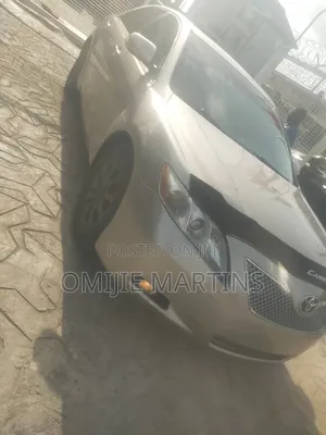 Toyota Camry 2008 Gold