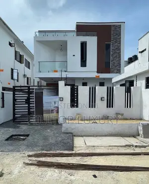 5bdrm Duplex in Ikota for sale