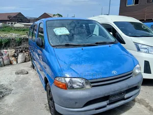 Toyota HiAce 2004 Blue