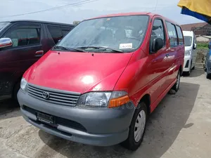Toyota HiAce 2004 Red