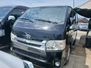 Toyota HiAce 2012 Black
