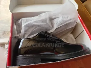 Officer Wetlook Shoe