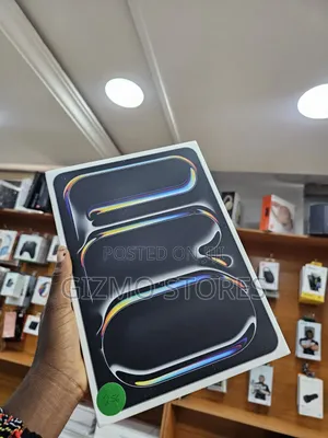 Brand New Apple iPad Pro 11" M5 Chip Wifi + Cellular 256gb