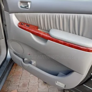 Toyota Sienna XLE Limited 4WD 2007 Gray