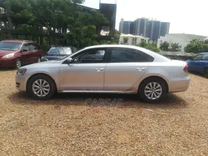 Volkswagen Passat 2013 Silver
