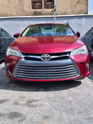 Toyota Camry XLE 4dr Sedan (2.5L 4cyl 6A) 2016 Red