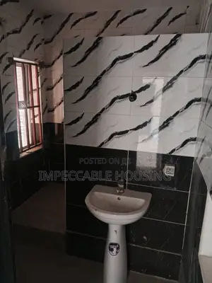 Mini Flat in Law School, 1004 for rent
