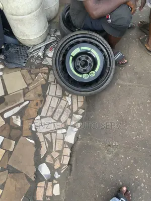 GLK (2010) Spare Tyre