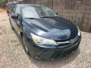 Toyota Camry 2016 Black