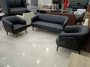 5 Seater Office Sofa