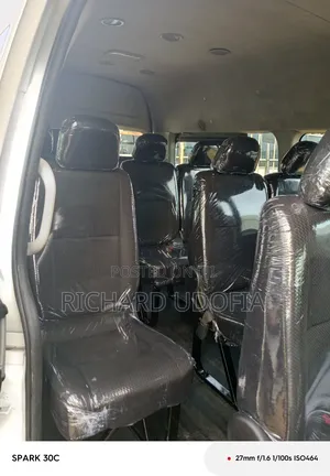 Toyota HiAce 2015 White