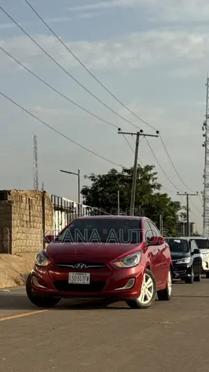 Hyundai Accent 2013
