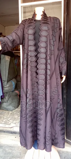 Dubai Thrift Abaya