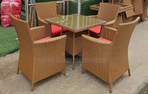 Outdoor Rattan Set (4 Seaters)