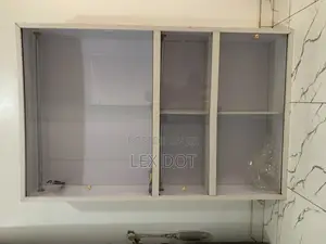 Simple Display Shelf