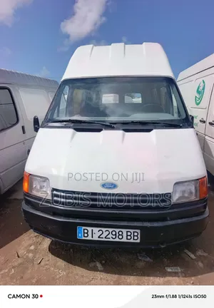Ford Transit 2000 White